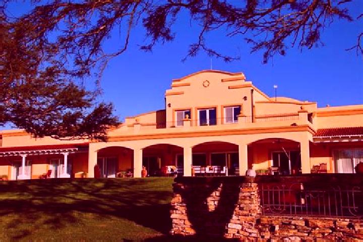 Addison, 31 — Escort in Villa Hernandarias, Argentina