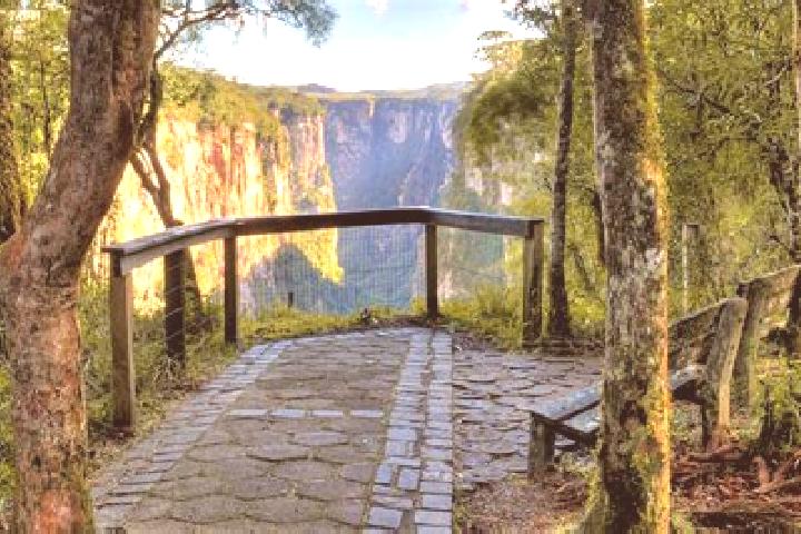 Addison, 32 — Escort in Bom Jesus da Serra, Brazil