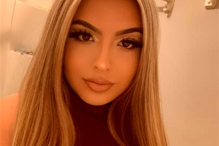 Addison, 33, a auburn blue-eyed mixed companion based in El Manguito. Offering A-Level, Striptease, Duos, 69. Available for incall and outcall, overnight boo...