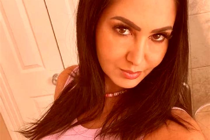 Addison, 33, a brunette amber-eyed mediterranean companion based in Barrancos. Offering Striptease, Dinner Date, Roleplay, Deep French Kissing. Available for...