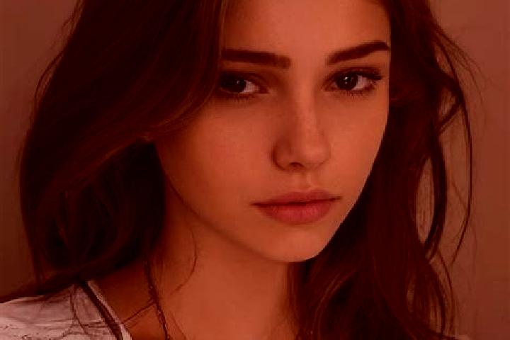 Addison, 33, a chestnut grey-eyed slavic companion based in Draganu. Offering Party Girl, Prostate Massage, Deep French Kissing, Girlfriend Experience. Avail...