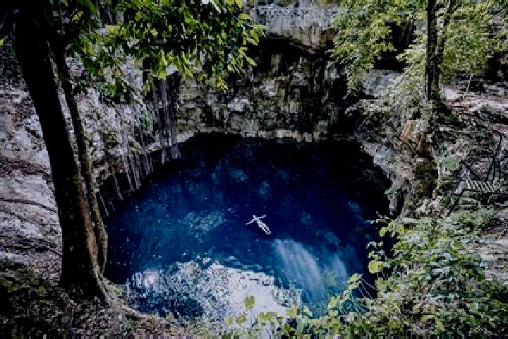 Addison, 33 — Escort in Los Cenotes, Mexico