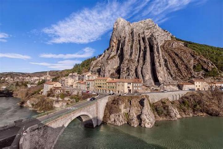 Addison, 33 — Escort in Sisteron, France