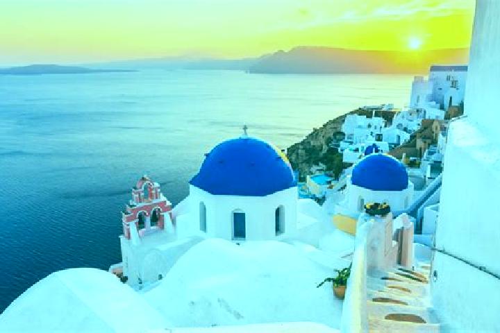 Addison, 33 — Escort in Vathylakkos, Greece
