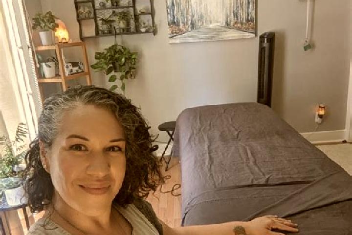 Addison, 34, a black grey-eyed caribbean companion based in Saint-Livres. Offering Dinner Date, Erotic Massage, OWO, Massage. Available for incall and outcal...