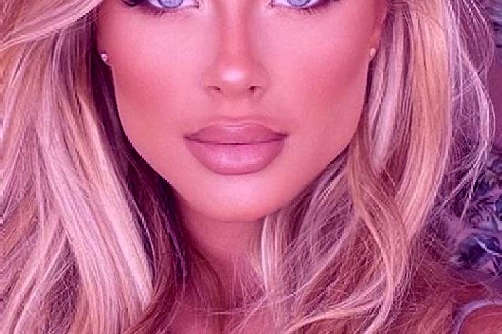 Addison, 34, a blonde hazel-eyed latina companion based in Them. Offering Domination, Massage, OWO. Available for incall and outcall, overnight bookings avai...