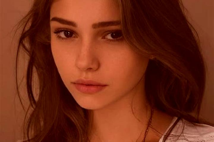 Addison, 34, a chestnut grey-eyed slavic companion based in Lauffen am Neckar. Offering CIM, Domination, Duos. Available for incall and outcall, overnight bo...