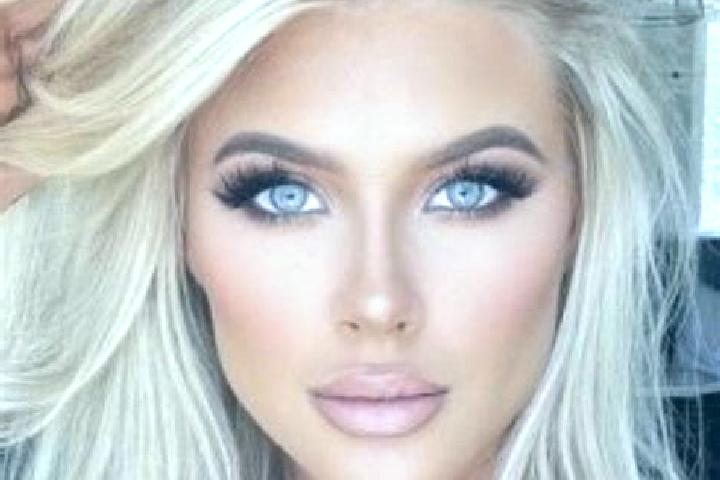 Addison, 34, a platinum blonde grey-eyed mediterranean companion based in Ayetoro. Offering Tantra, 69, Prostate Massage, Erotic Massage. Available for incal...