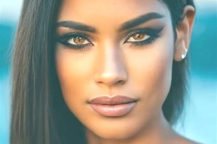Addison, 34, a red hazel-eyed latina companion based in Verissimo. Offering CIM, Erotic Massage, Massage. Available for incall and outcall, overnight booking...