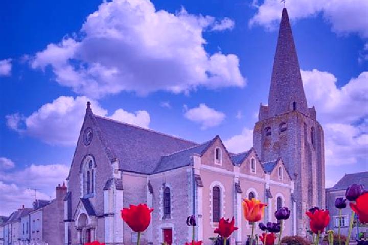 Addison, 34 — Escort in Veigne, France