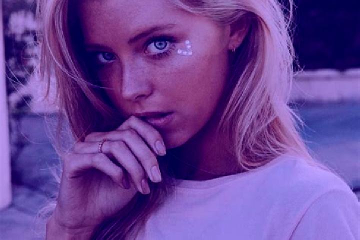 Addison, 35, a blonde blue-eyed middle eastern companion based in Tankuche. Offering Massage, Dinner Date, Travel Companion. Available for incall and outcall...