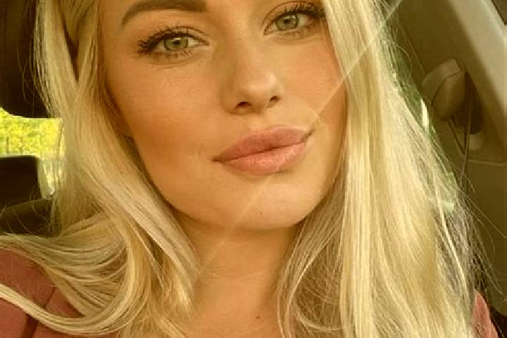 Addison, 35, a blonde hazel-eyed middle eastern companion based in Valverde. Offering 69, Party Girl. Available for incall and outcall, overnight bookings av...