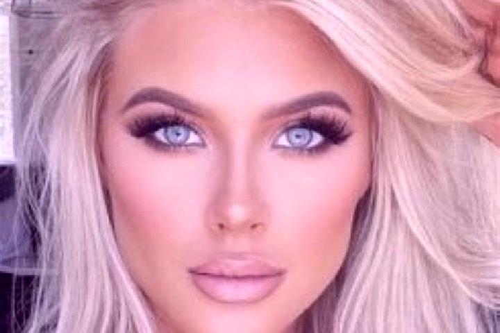 Addison, 35, a platinum blonde hazel-eyed european companion based in Pozo de Almoguera. Offering Dinner Date, Deep French Kissing, Erotic Massage. Available...