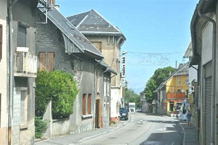 Addison, 35 — Escort in Allieres-et-Risset, France