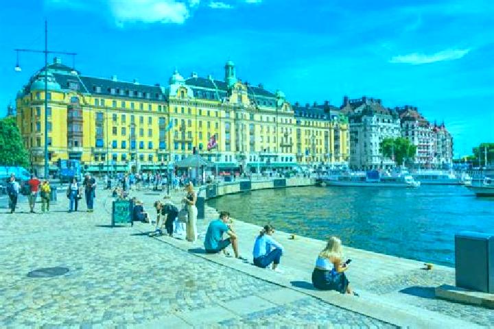 Addison, 35 — Escort in Alster, Sweden