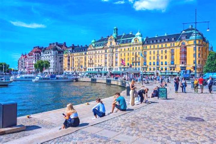 Addison, 35 — Escort in Glumsloev, Sweden