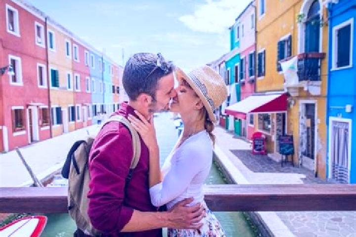 Addison, 35 — Escort in Male, Italy