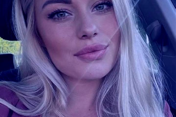 Addison, 36, a blonde hazel-eyed ebony companion based in Monte Horeb. Offering Massage, Deep French Kissing, Dinner Date, Girlfriend Experience, 69. Availab...