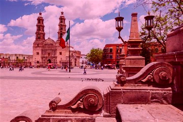 Addison, 36 — Escort in El Campanario, Mexico