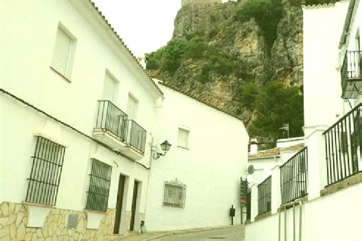 Addison, 36 — Escort in La Roca de la Sierra, Spain