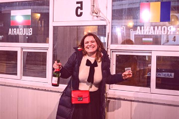 Addison, 36 — Escort in Robeasca, Romania