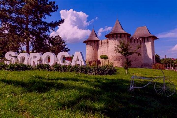 Addison, 36 — Escort in Soroca, Moldova