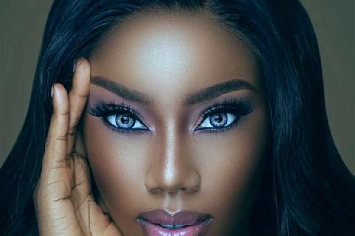 Addison, 37, a red blue-eyed ebony companion based in Tiendiebo. Offering Couples, Striptease, Roleplay. Available for incall and outcall, overnight bookings...