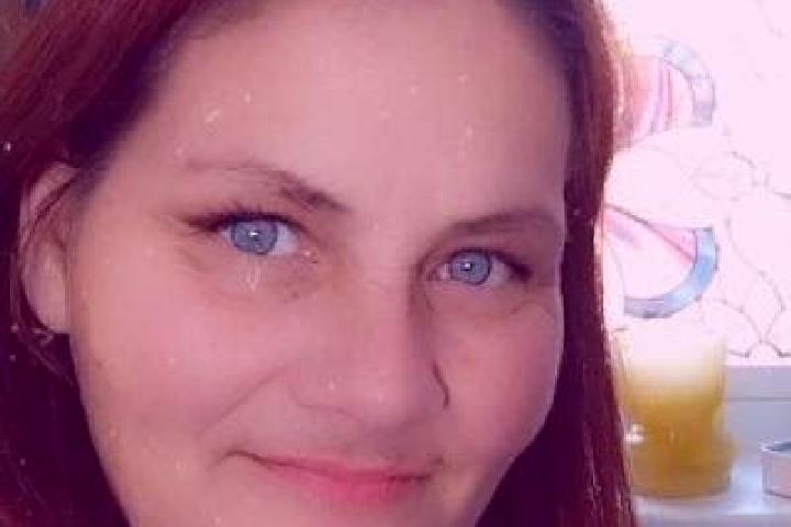 Addison, 37, a red grey-eyed mediterranean companion based in Velke Zaluzie. Offering Erotic Massage, Roleplay, Couples, Striptease, GFE. Available for incal...