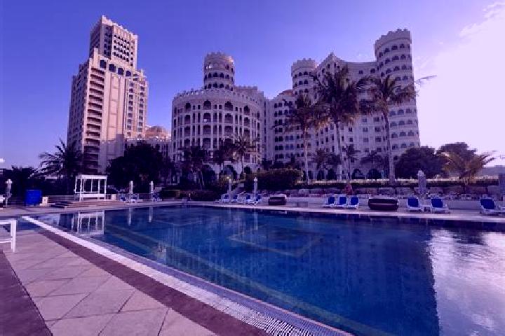 Addison, 37 — Escort in Al Funaytis, Kuwait