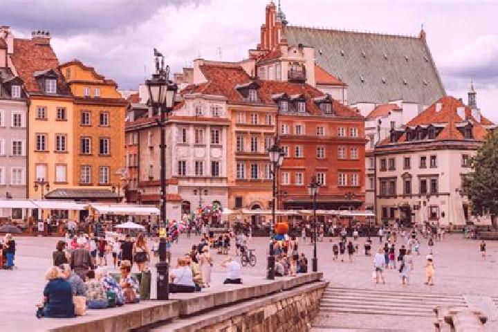 Addison, 37 — Escort in Beczarka, Poland