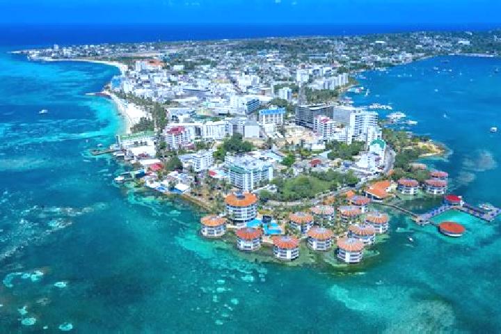 Addison, 37 — Escort in San Andres, Mexico