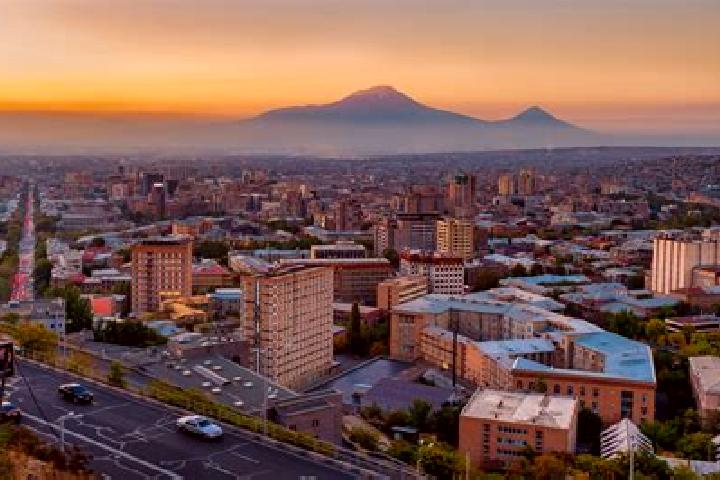 Addison, 37 — Escort in Yeraskhahun, Armenia