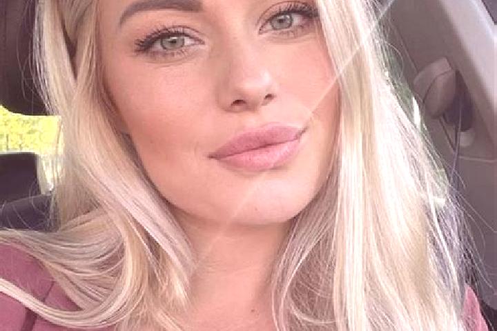Addison, 38, a blonde hazel-eyed latina companion based in Vollmersbach. Offering CIM, Girlfriend Experience, Massage, Deep French Kissing. Available for inc...