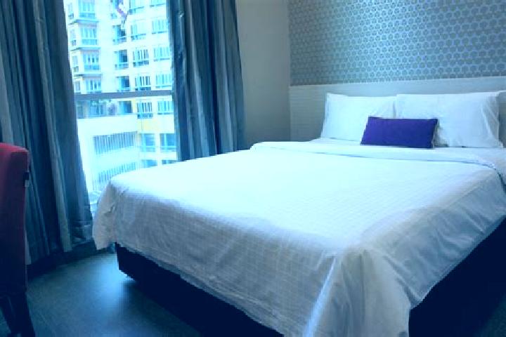 Addison, 38 — Escort in Bencoolen, Singapore