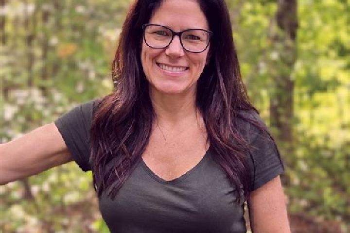 Addison, 38 — Escort in Buckingham, Canada