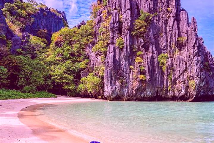 Addison, 38 — Escort in Talusan, Philippines