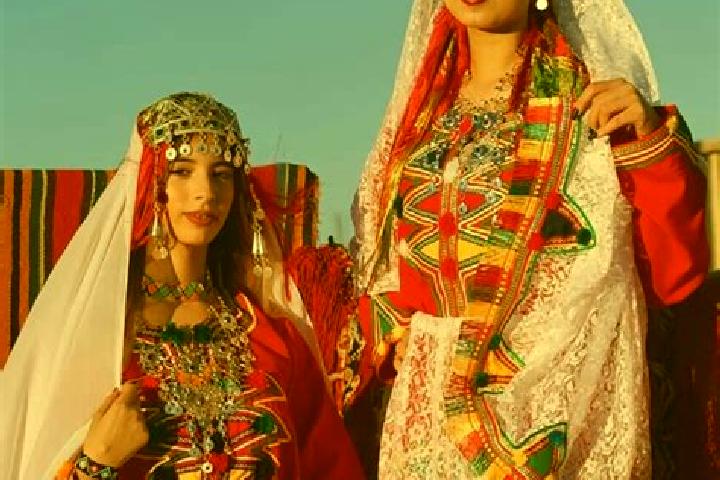 Addison, 39, a auburn amber-eyed indian companion based in Berbera. Offering GFE, Travel Companion. Available for incall and outcall, overnight bookings avai...