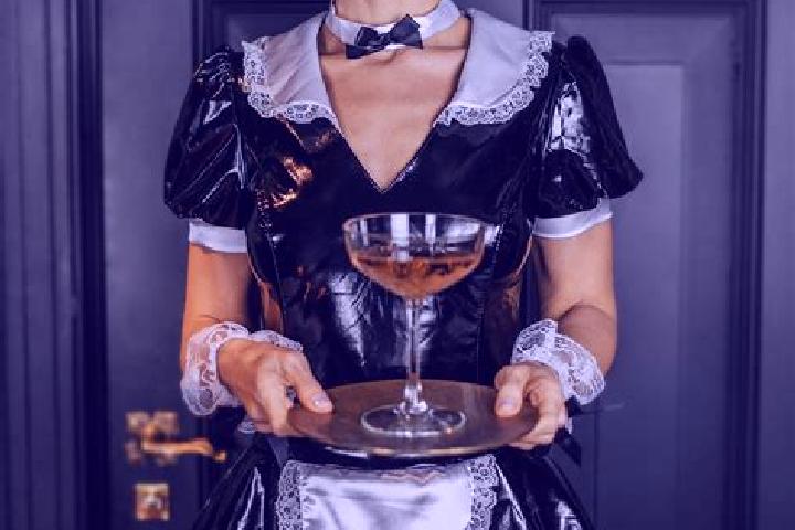 Addison, 39, a black dark-eyed asian companion based in Dunmore Town. Offering BDSM, Domination. Available for incall and outcall, overnight bookings available.