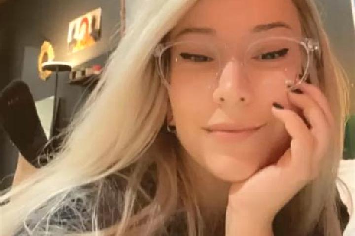 Addison, 39, a blonde grey-eyed caribbean companion based in Meulaboh. Offering BDSM, Roleplay, Overnight. Available for incall and outcall, day and evening ...