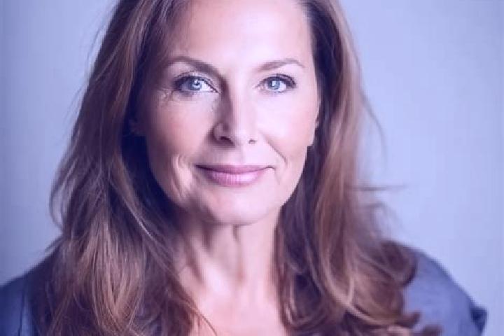 Addison, 39, a chestnut blue-eyed caucasian companion based in Dvory nad Zitavou. Offering Erotic Massage, Fetish, Party Girl, Overnight. Available for incal...