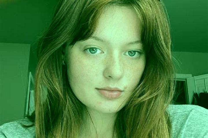 Addison, 39, a red brown-eyed mixed companion based in Chums Corner. Offering Dinner Date, Massage, A-Level. Available for incall and outcall, day and evenin...