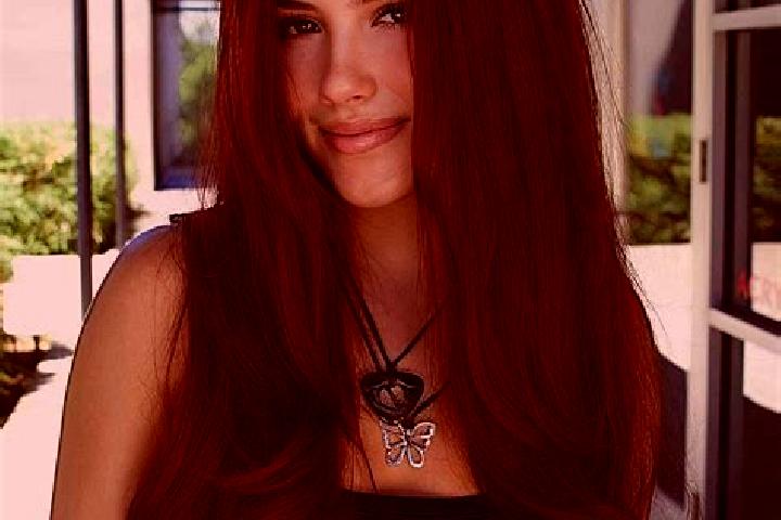 Alice, 20, a auburn dark-eyed slavic companion based in Vico Canavese. Offering Girlfriend Experience, Dinner Date, BDSM. Available for incall and outcall, d...