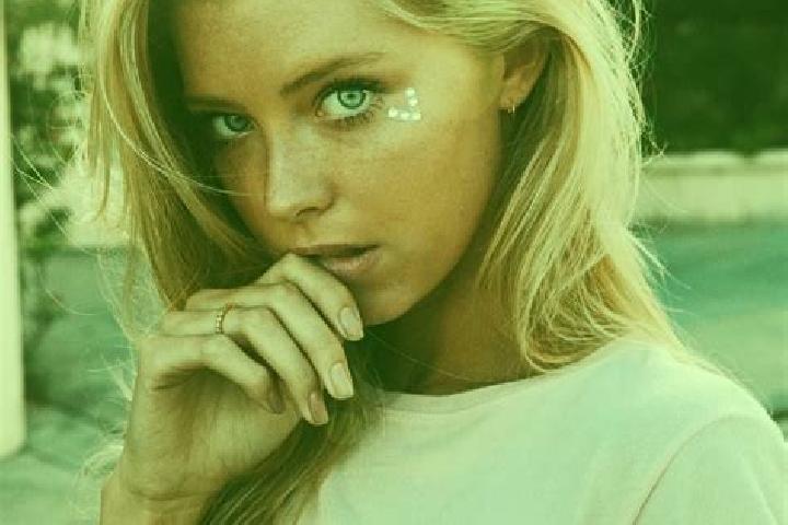 Alice, 20, a blonde blue-eyed caucasian companion based in Argueelles. Offering BDSM, Domination, Party Girl, Prostate Massage. Available for incall and outc...