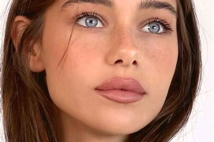 Alice, 20, a brunette blue-eyed slavic companion based in Oterleek. Offering BDSM, Roleplay, Deep French Kissing. Available for incall and outcall, day and e...