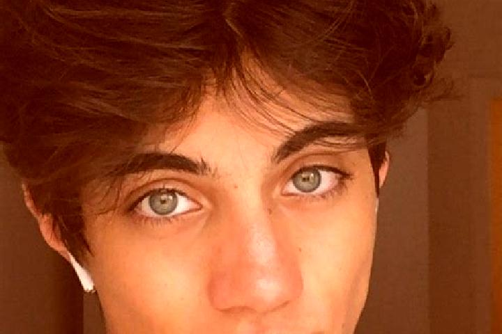 Alice, 20, a chestnut blue-eyed caucasian companion based in La Mojonera. Offering 69, OWO, Overnight, Travel Companion, Erotic Massage. Available for incall...