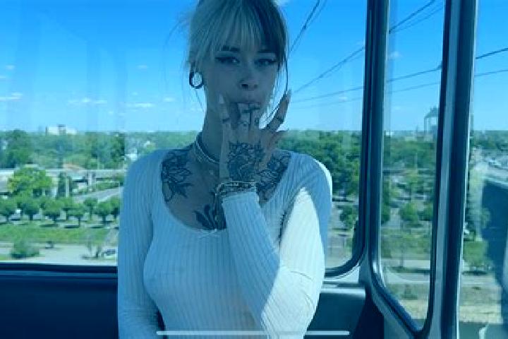 Alice, 20 — Escort in Gondel, Indonesia