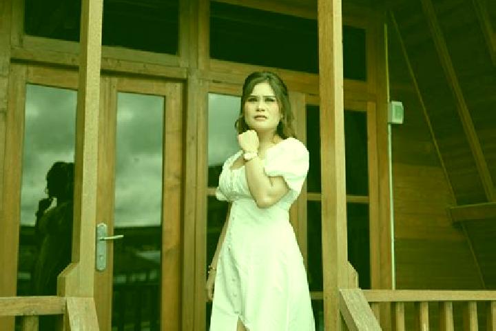 Alice, 20 — Escort in Saribudolok, Indonesia