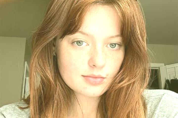 Alice, 21, a auburn amber-eyed mediterranean companion based in Saimbeyli. Offering Roleplay, Couples, A-Level, Massage. Available for incall and outcall, ov...