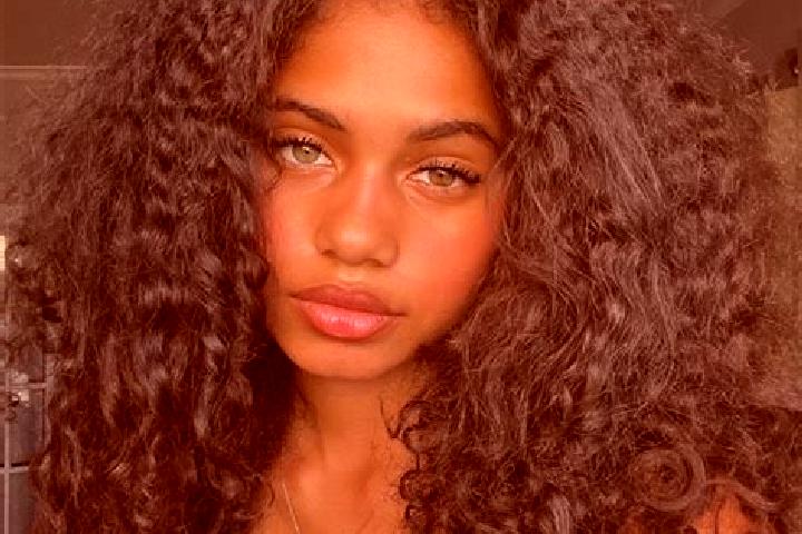 Alice, 21, a black grey-eyed ebony companion based in Ribeira. Offering Overnight, Deep French Kissing, 69. Available for incall and outcall, overnight booki...