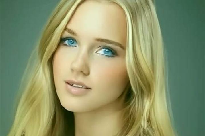 Alice, 21, a blonde amber-eyed mixed companion based in Mulungu do Morro. Offering CIM, A-Level, OWO, Couples. Available for incall and outcall, day and even...